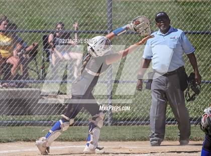 Thumbnail 1 in Davenport North @ Davenport Central photogallery.