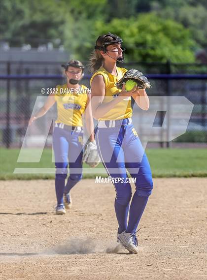 Thumbnail 1 in Davenport North @ Davenport Central photogallery.
