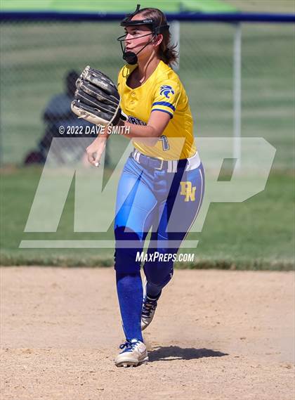 Thumbnail 3 in Davenport North @ Davenport Central photogallery.