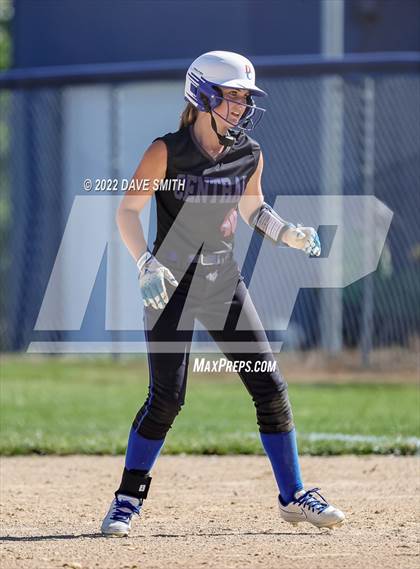 Thumbnail 1 in Davenport North @ Davenport Central photogallery.