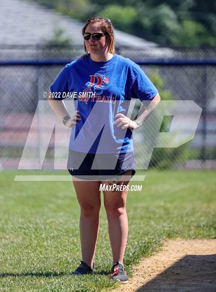 Thumbnail 1 in Davenport North @ Davenport Central photogallery.