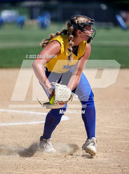 Thumbnail 2 in Davenport North @ Davenport Central photogallery.