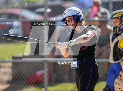 Thumbnail 1 in Davenport North @ Davenport Central photogallery.