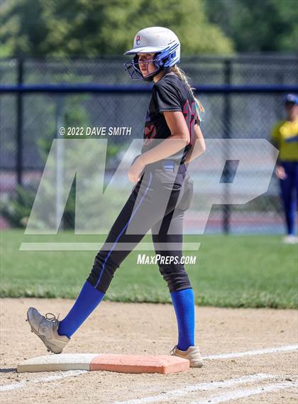 Thumbnail 3 in Davenport North @ Davenport Central photogallery.