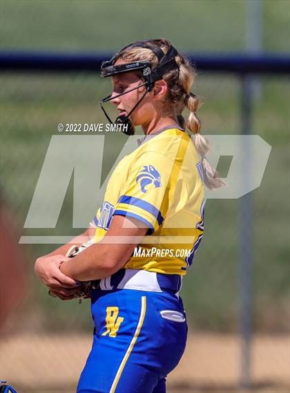 Thumbnail 3 in Davenport North @ Davenport Central photogallery.