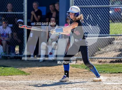 Thumbnail 1 in Davenport North @ Davenport Central photogallery.