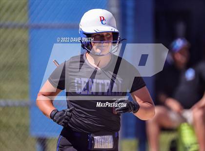 Thumbnail 1 in Davenport North @ Davenport Central photogallery.
