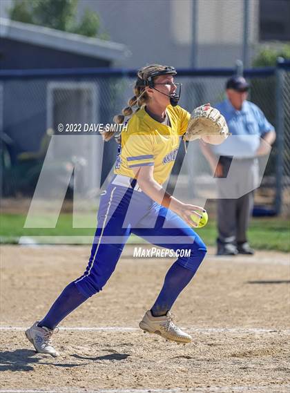 Thumbnail 3 in Davenport North @ Davenport Central photogallery.