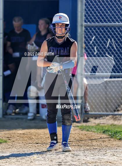 Thumbnail 3 in Davenport North @ Davenport Central photogallery.
