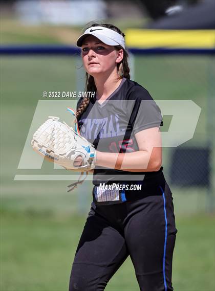 Thumbnail 3 in Davenport North @ Davenport Central photogallery.