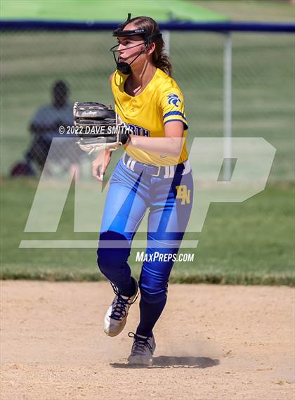 Thumbnail 2 in Davenport North @ Davenport Central photogallery.