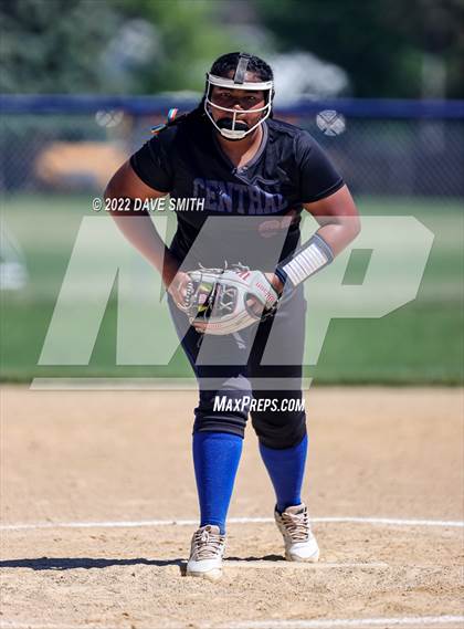 Thumbnail 1 in Davenport North @ Davenport Central photogallery.