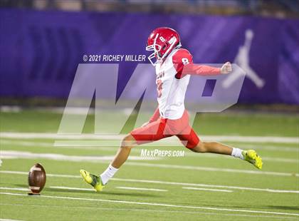 Thumbnail 1 in Fayetteville vs. Cabot (AAA 7A Quarterfinal Playoff) photogallery.