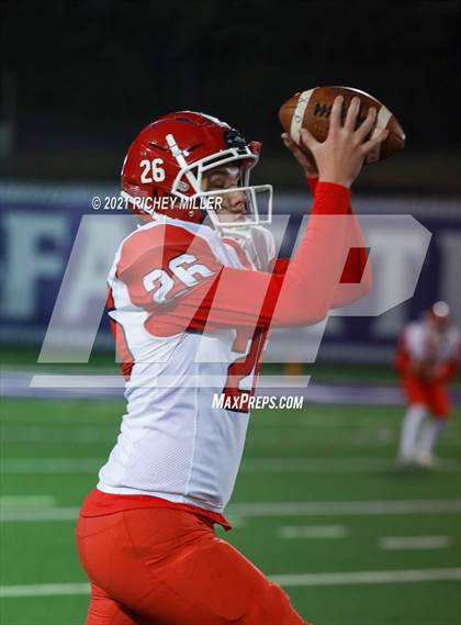 Thumbnail 1 in Fayetteville vs. Cabot (AAA 7A Quarterfinal Playoff) photogallery.