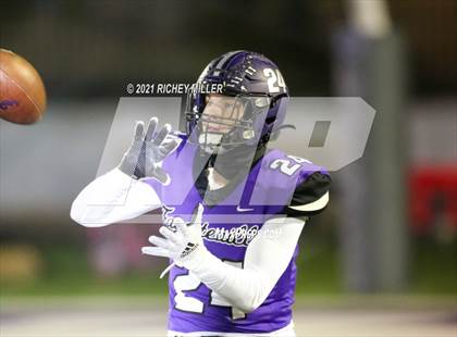 Thumbnail 2 in Fayetteville vs. Cabot (AAA 7A Quarterfinal Playoff) photogallery.