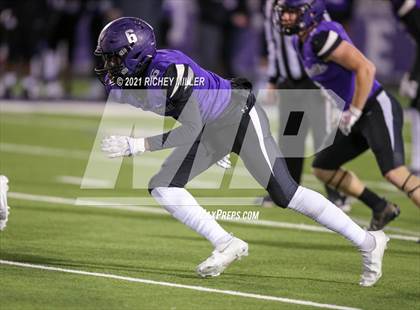 Thumbnail 1 in Fayetteville vs. Cabot (AAA 7A Quarterfinal Playoff) photogallery.