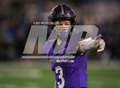 Thumbnail 3 in Fayetteville vs. Cabot (AAA 7A Quarterfinal Playoff) photogallery.