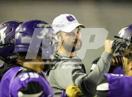 Thumbnail 2 in Fayetteville vs. Cabot (AAA 7A Quarterfinal Playoff) photogallery.