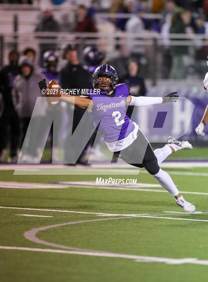 Thumbnail 2 in Fayetteville vs. Cabot (AAA 7A Quarterfinal Playoff) photogallery.