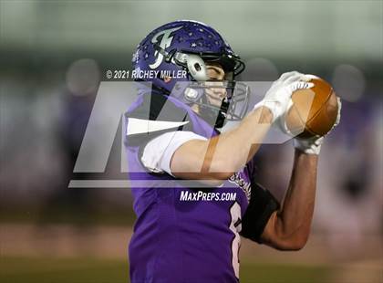 Thumbnail 1 in Fayetteville vs. Cabot (AAA 7A Quarterfinal Playoff) photogallery.