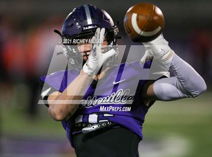 Thumbnail 1 in Fayetteville vs. Cabot (AAA 7A Quarterfinal Playoff) photogallery.
