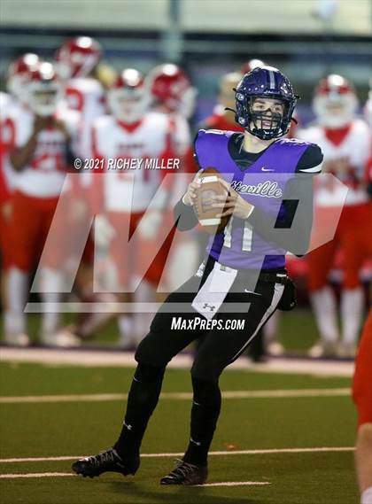 Thumbnail 2 in Fayetteville vs. Cabot (AAA 7A Quarterfinal Playoff) photogallery.