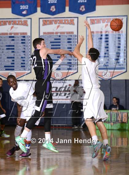 Thumbnail 3 in Foothills Christian vs Chino Hills (Tarkanian Classic) photogallery.