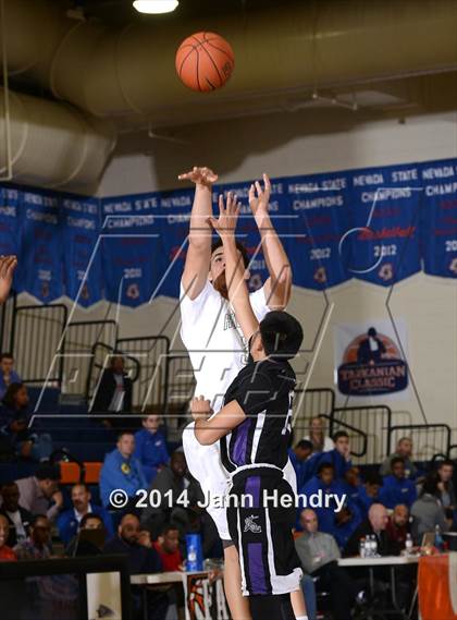Thumbnail 2 in Foothills Christian vs Chino Hills (Tarkanian Classic) photogallery.