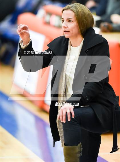 Thumbnail 2 in Kentlake vs Rogers (WIAA 4A Regional Playoff) photogallery.