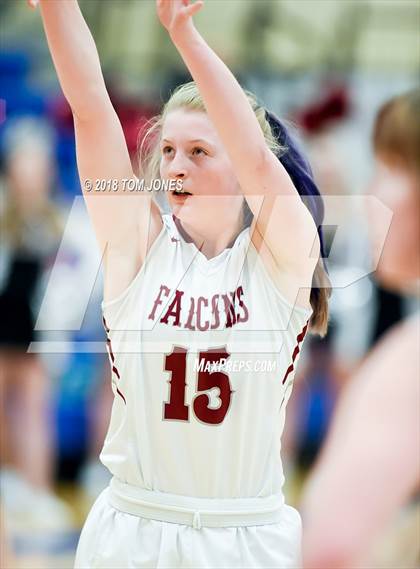Thumbnail 1 in Kentlake vs Rogers (WIAA 4A Regional Playoff) photogallery.
