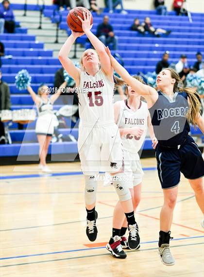 Thumbnail 2 in Kentlake vs Rogers (WIAA 4A Regional Playoff) photogallery.