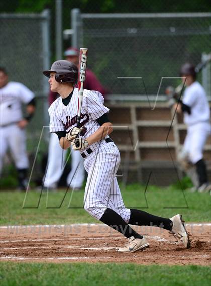 Thumbnail 2 in New London @ North Haven (CIAC Class L First Round) photogallery.