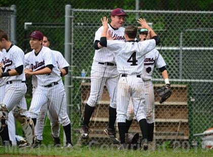 Thumbnail 3 in New London @ North Haven (CIAC Class L First Round) photogallery.