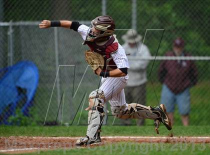 Thumbnail 3 in New London @ North Haven (CIAC Class L First Round) photogallery.