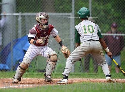 Thumbnail 2 in New London @ North Haven (CIAC Class L First Round) photogallery.