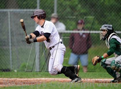 Thumbnail 3 in New London @ North Haven (CIAC Class L First Round) photogallery.