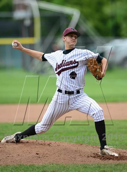Thumbnail 2 in New London @ North Haven (CIAC Class L First Round) photogallery.