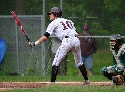 Thumbnail 3 in New London @ North Haven (CIAC Class L First Round) photogallery.