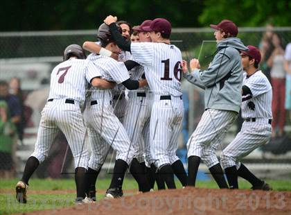 Thumbnail 1 in New London @ North Haven (CIAC Class L First Round) photogallery.