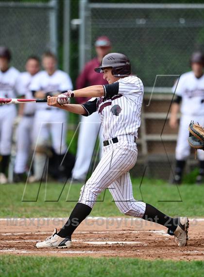 Thumbnail 3 in New London @ North Haven (CIAC Class L First Round) photogallery.