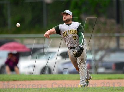 Thumbnail 1 in New London @ North Haven (CIAC Class L First Round) photogallery.