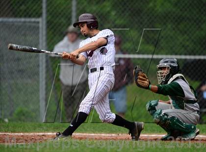 Thumbnail 3 in New London @ North Haven (CIAC Class L First Round) photogallery.