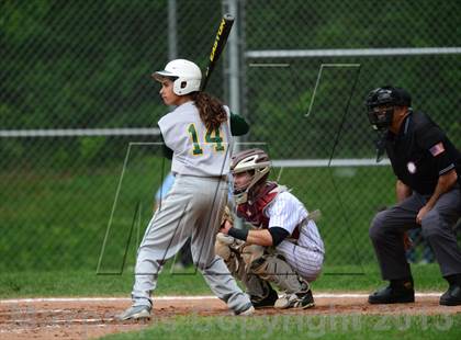 Thumbnail 2 in New London @ North Haven (CIAC Class L First Round) photogallery.