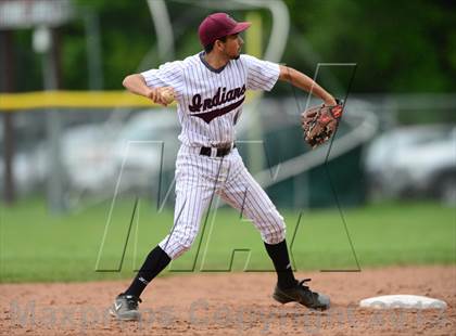 Thumbnail 3 in New London @ North Haven (CIAC Class L First Round) photogallery.