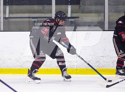 Thumbnail 2 in JV: Orange Lutheran @ Brophy College Prep photogallery.