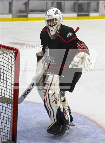 Thumbnail 3 in JV: Orange Lutheran @ Brophy College Prep photogallery.