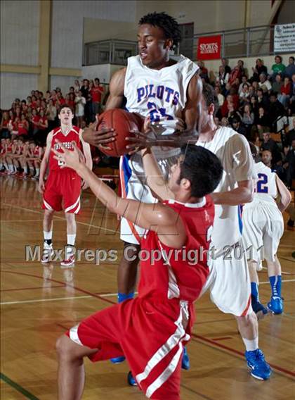 Thumbnail 3 in University vs. St. Joseph Notre Dame (CIF NCS D5 Final) photogallery.
