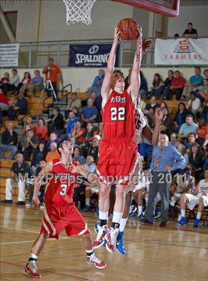 Thumbnail 2 in University vs. St. Joseph Notre Dame (CIF NCS D5 Final) photogallery.