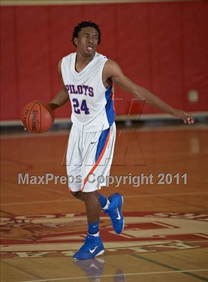 Thumbnail 2 in University vs. St. Joseph Notre Dame (CIF NCS D5 Final) photogallery.