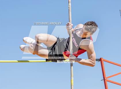 Thumbnail 3 in Bill Summa Invitational photogallery.